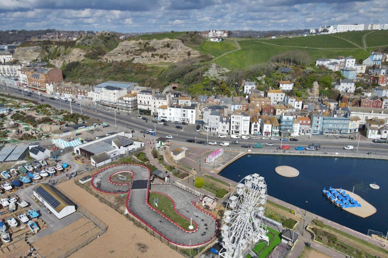 Master Accommodation Suite 2 Sea View With Balcony Hastings Eksteriør bilde